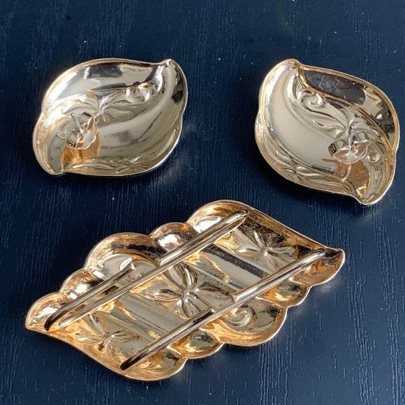 Avon "Renaissance Beauty" Set - Picture 5 of 10